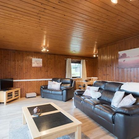 Bluebell Lodge 9 With Hot Tub Newton Stewart Exteriör bild
