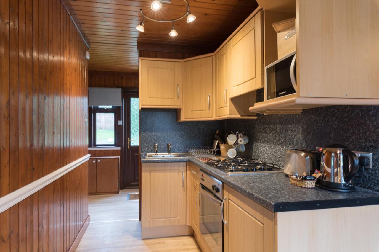 Bluebell Lodge 9 With Hot Tub Newton Stewart Exteriör bild