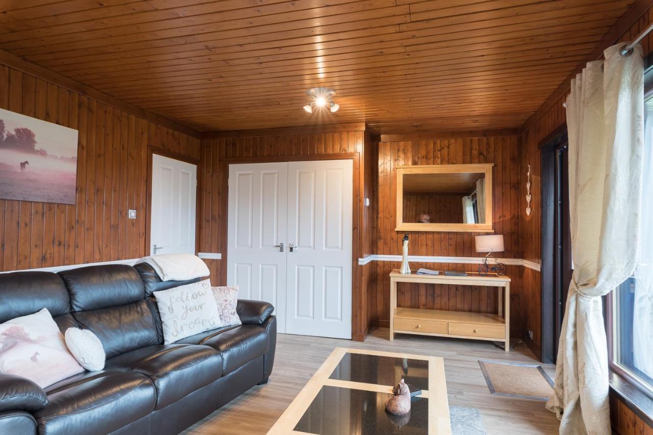 Bluebell Lodge 9 With Hot Tub Newton Stewart Exteriör bild