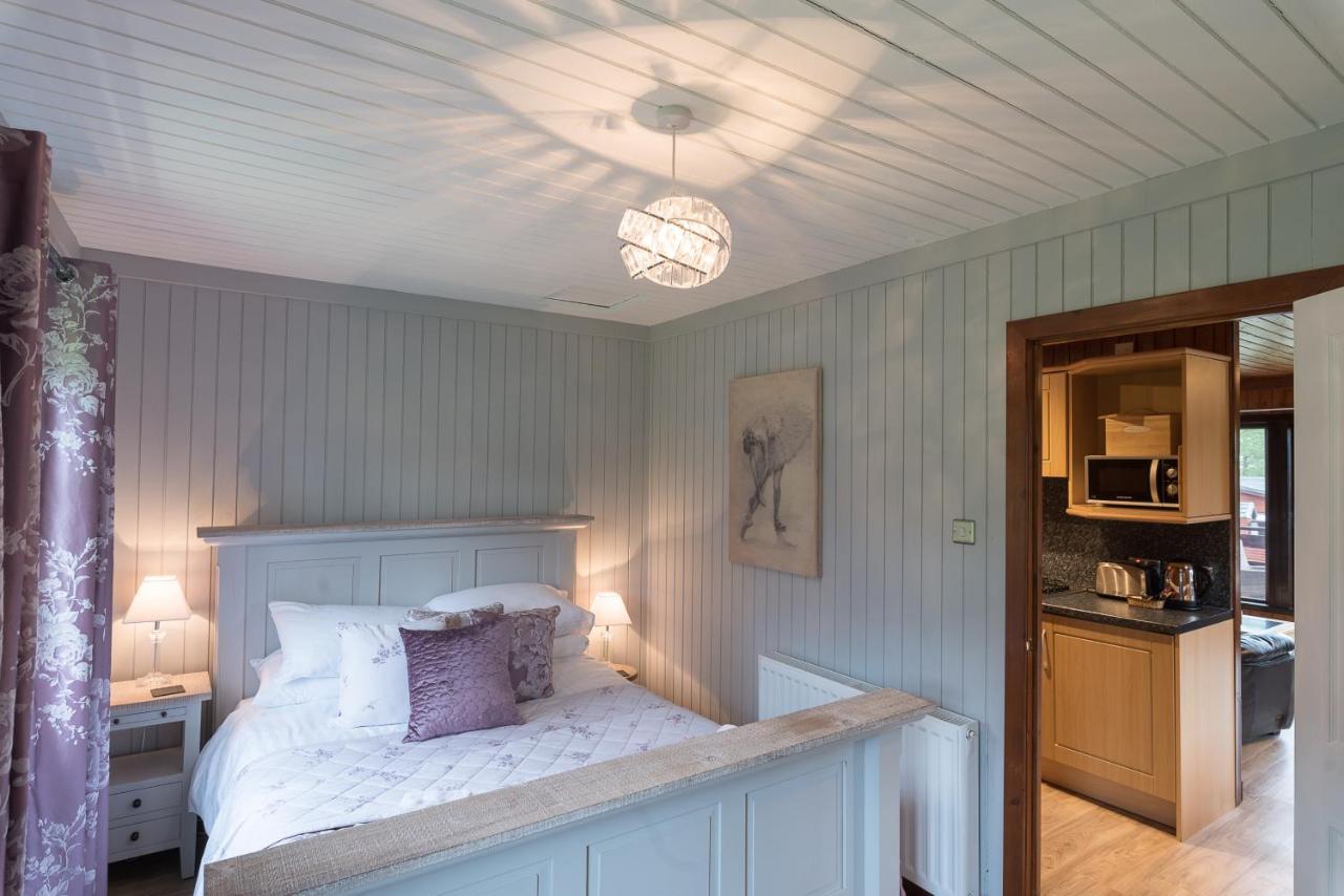Bluebell Lodge 9 With Hot Tub Newton Stewart Exteriör bild